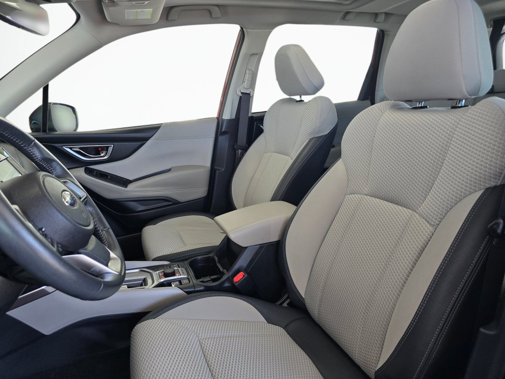Used 2022 Subaru Forester Premium AWD/4WD image 19