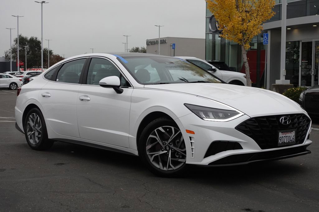 Used 2023 Hyundai Sonata SEL w/ Convenience Package image 2
