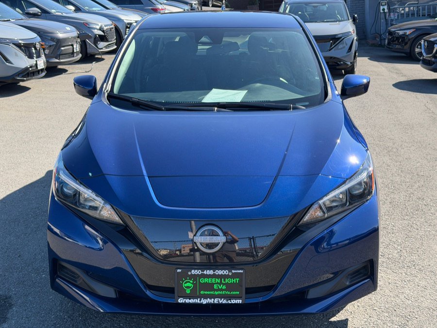 Used 2025 Nissan Leaf S FWD image 2