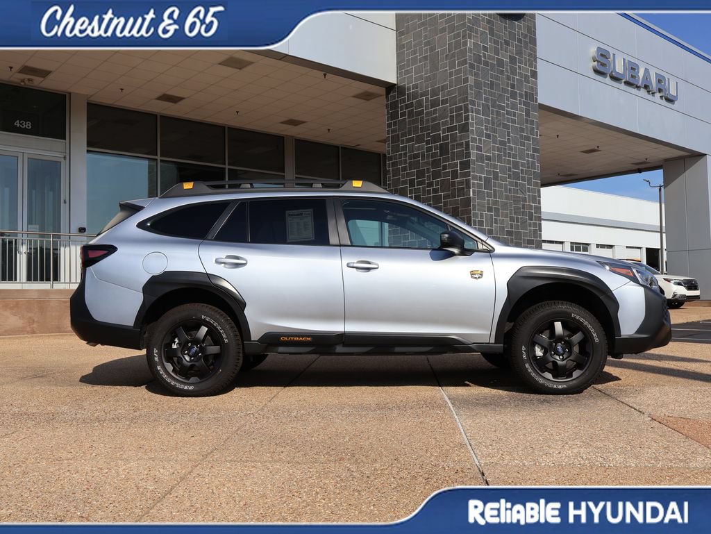 Used 2025 Subaru Outback Wilderness AWD/4WD image 7