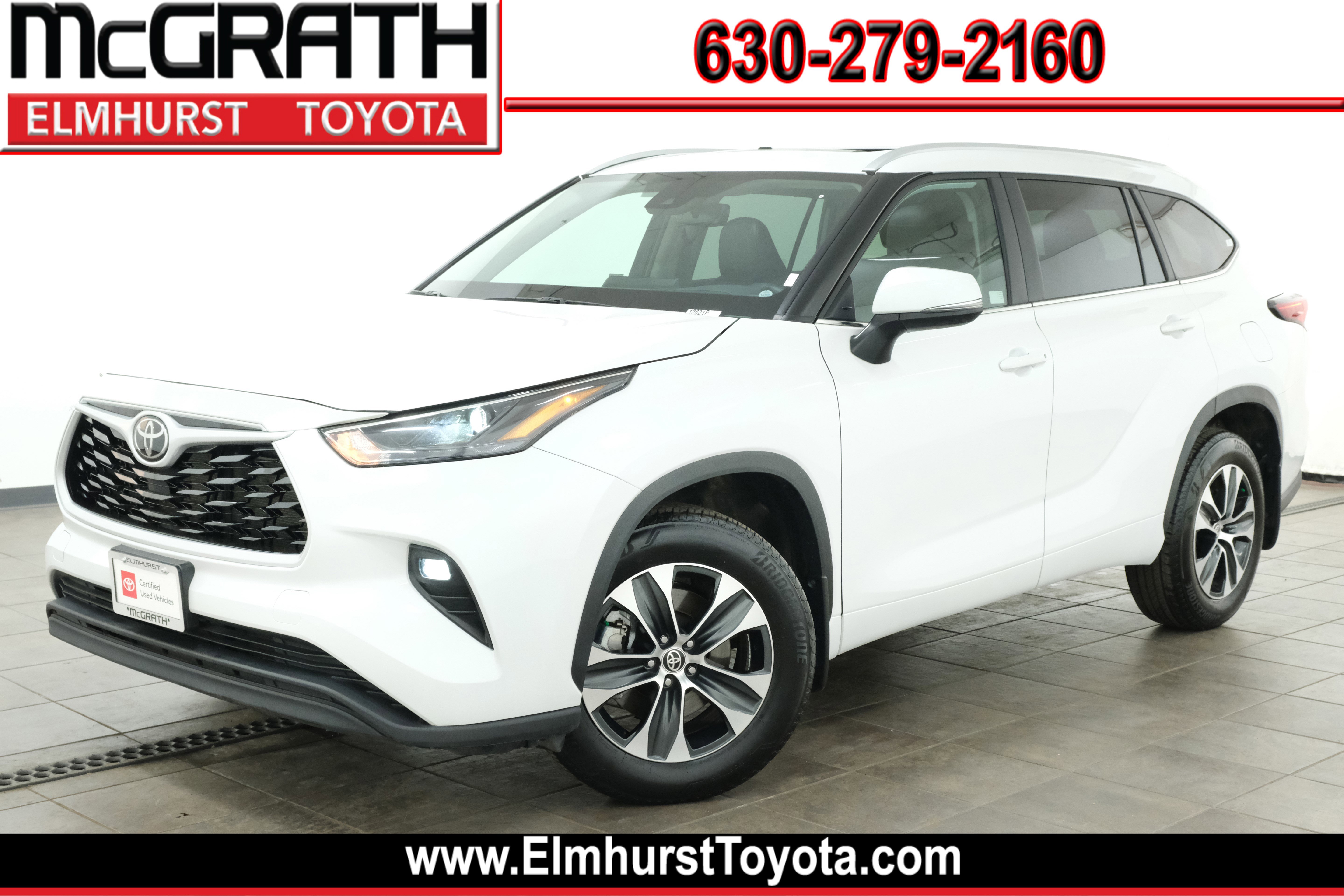 Certified 2025 Toyota Highlander XLE image 1