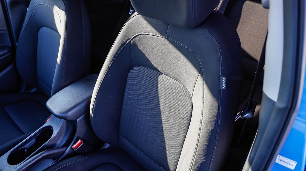 Used 2022 Hyundai Kona SEL FWD image 29