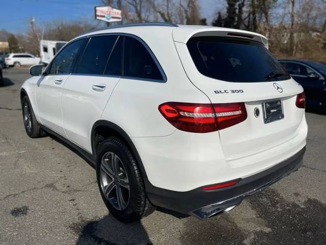 Used 2019 Mercedes-Benz GLC 300 GLC 300 w/ Premium Package image 8