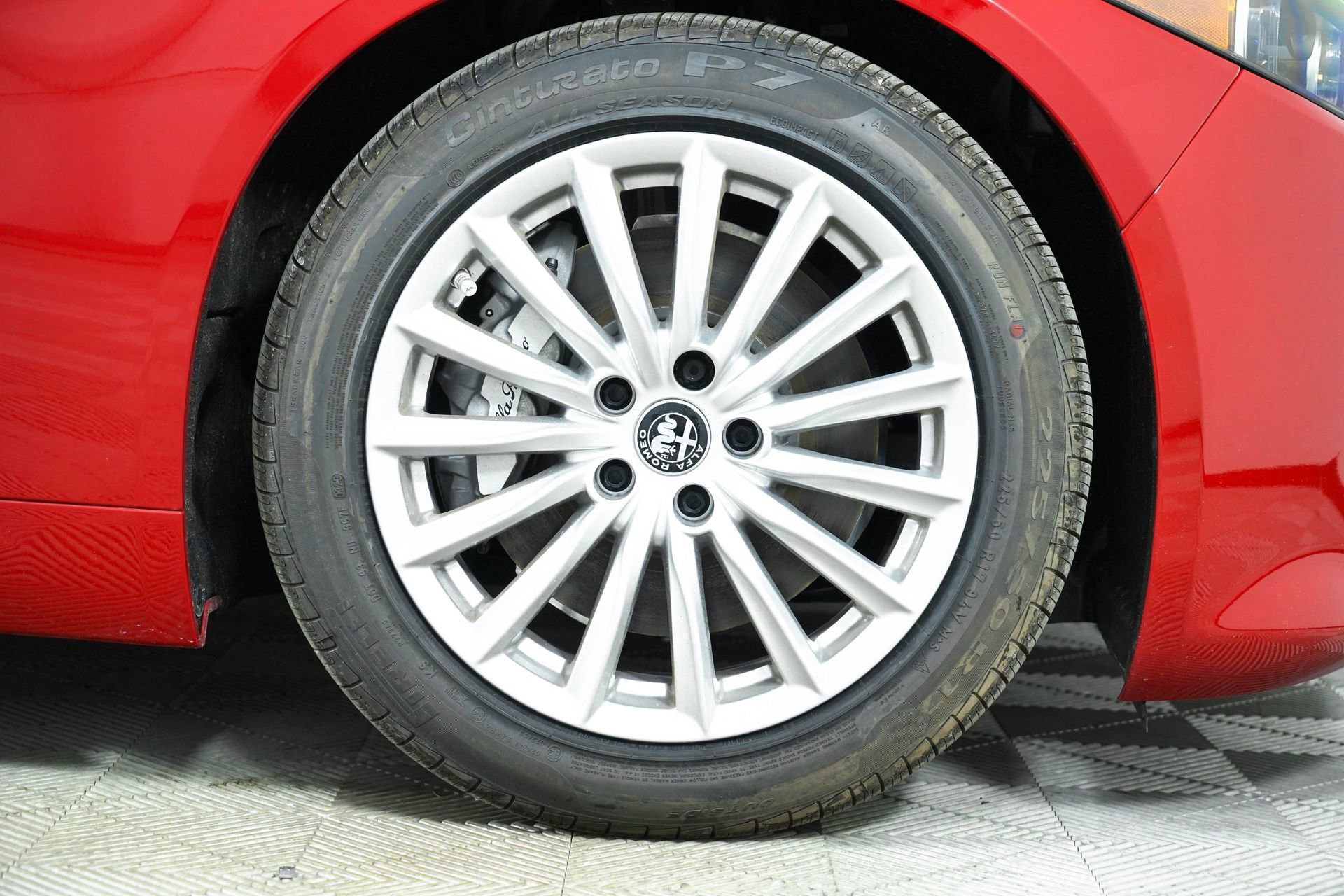 New 2024 Alfa Romeo Giulia Sprint image 9