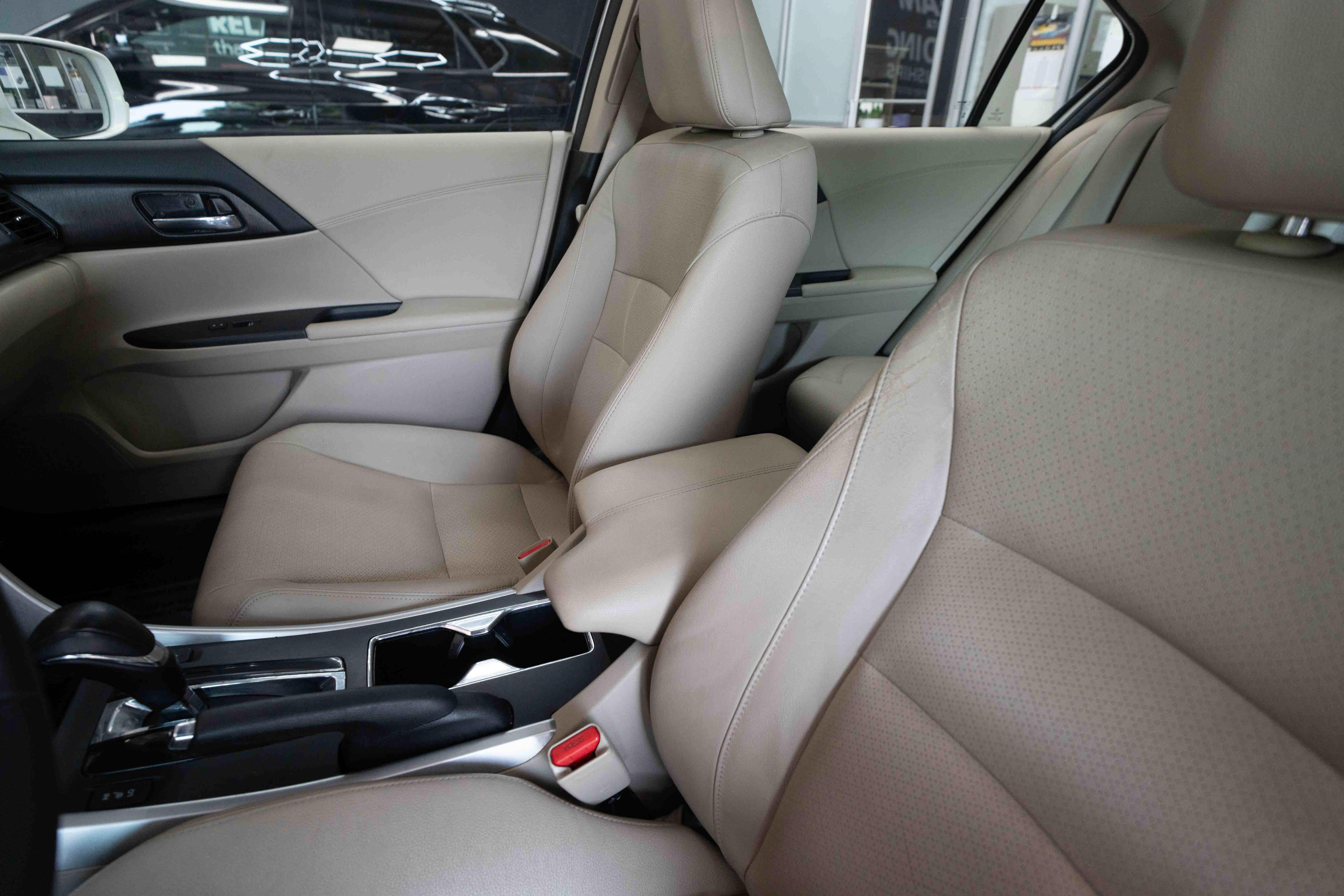 Used 2013 Honda Accord EX-L image 10