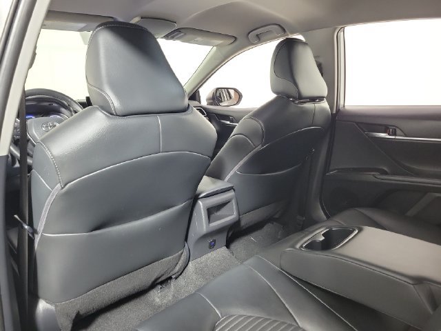 Used 2024 Toyota Camry SE FWD image 11