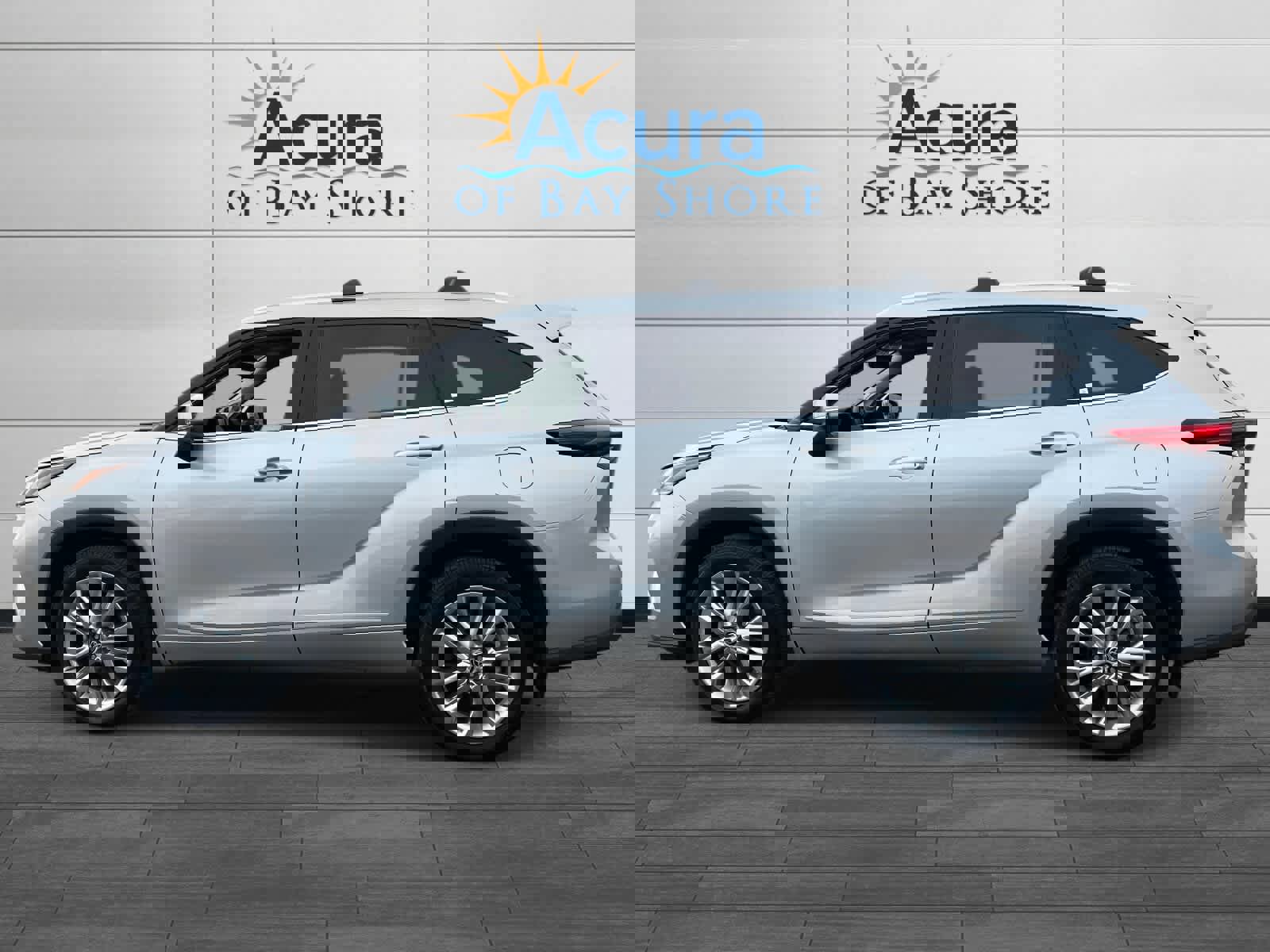 Used 2021 Toyota Highlander Limited image 4