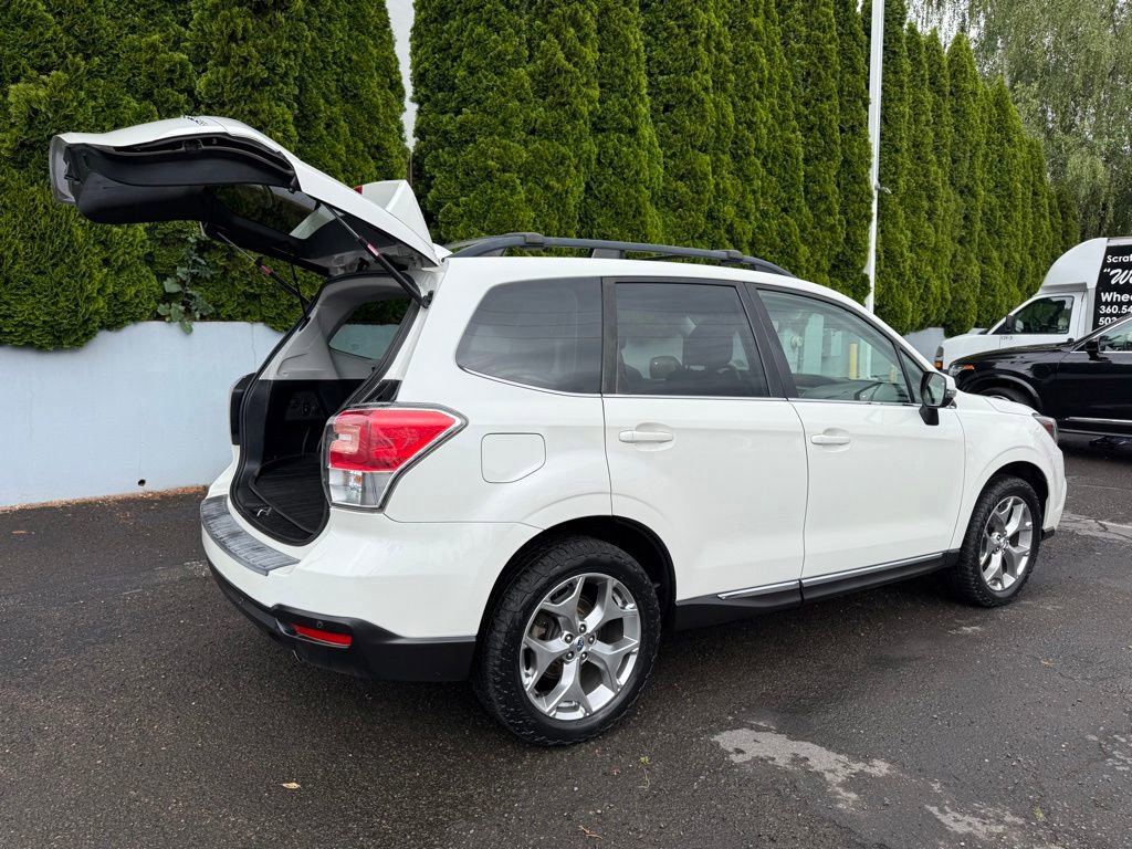 Used 2018 Subaru Forester 2.5i Touring w/ Popular Package #2 AWD/4WD image 9