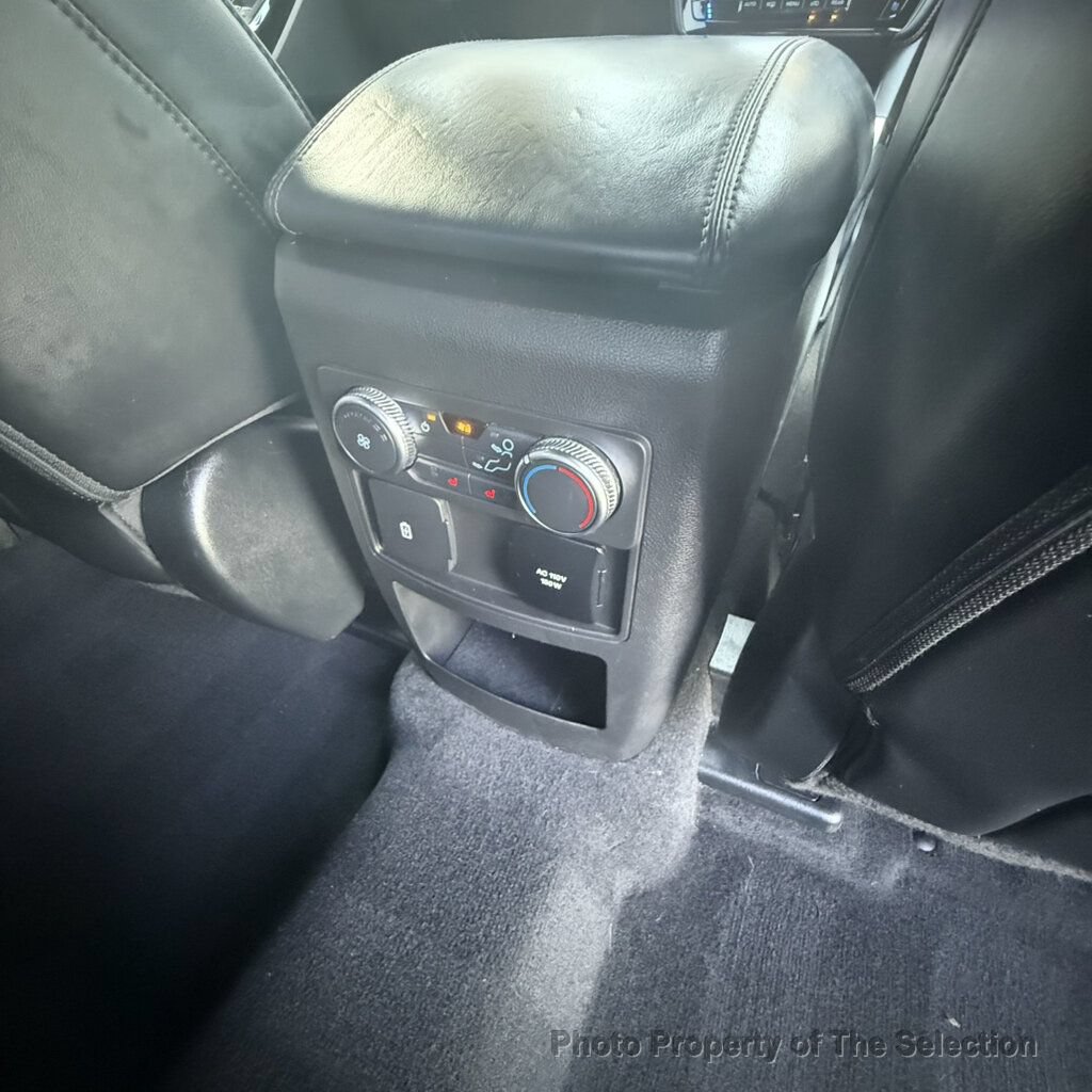 Used 2021 Ford Explorer Platinum w/ Equipment Group 601A AWD/4WD image 46