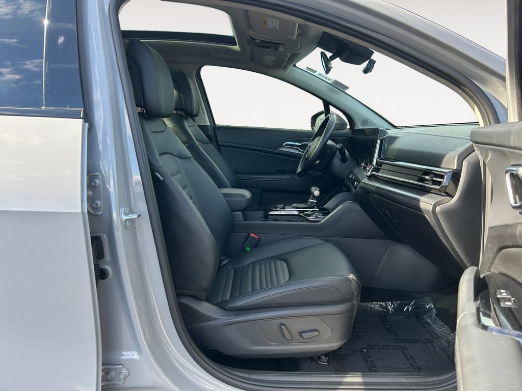 Used 2024 Kia Sportage SX image 10