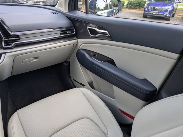 Used 2025 Kia Sportage EX AWD/4WD image 17
