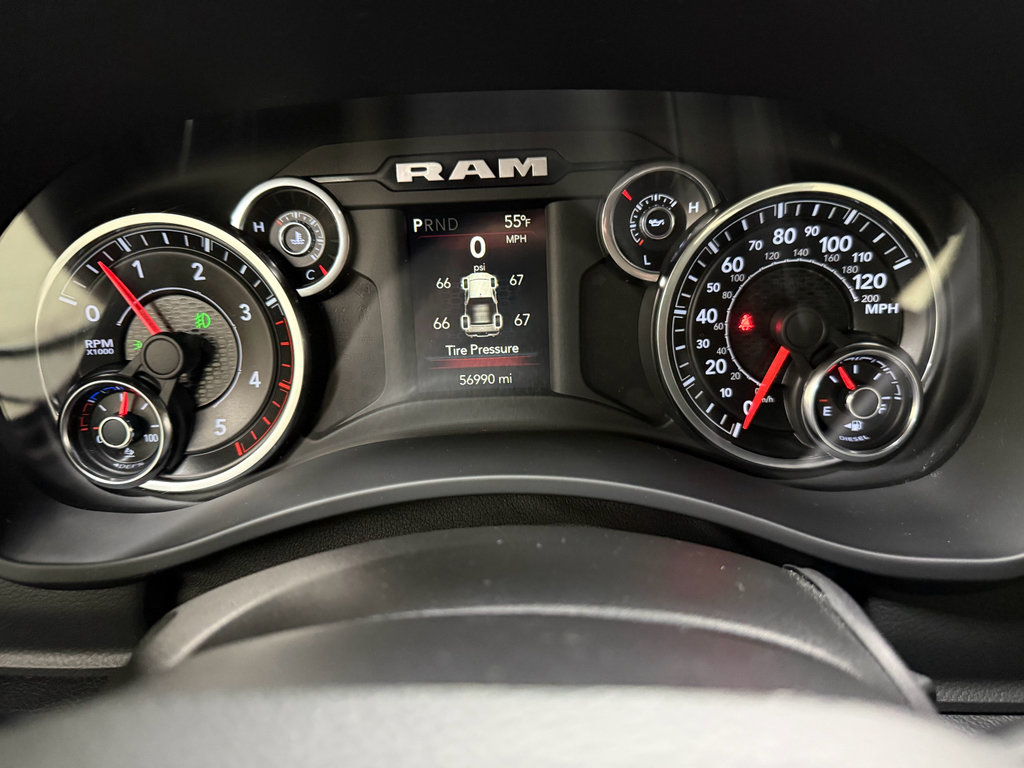 Used 2020 RAM 2500 Big Horn w/ Night Edition AWD/4WD image 33