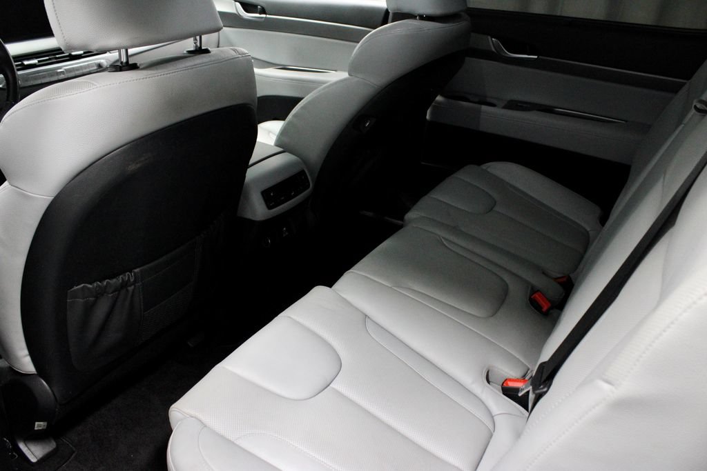 Used 2022 Hyundai Palisade SEL w/ 8P Bench Seat Package AWD/4WD image 22