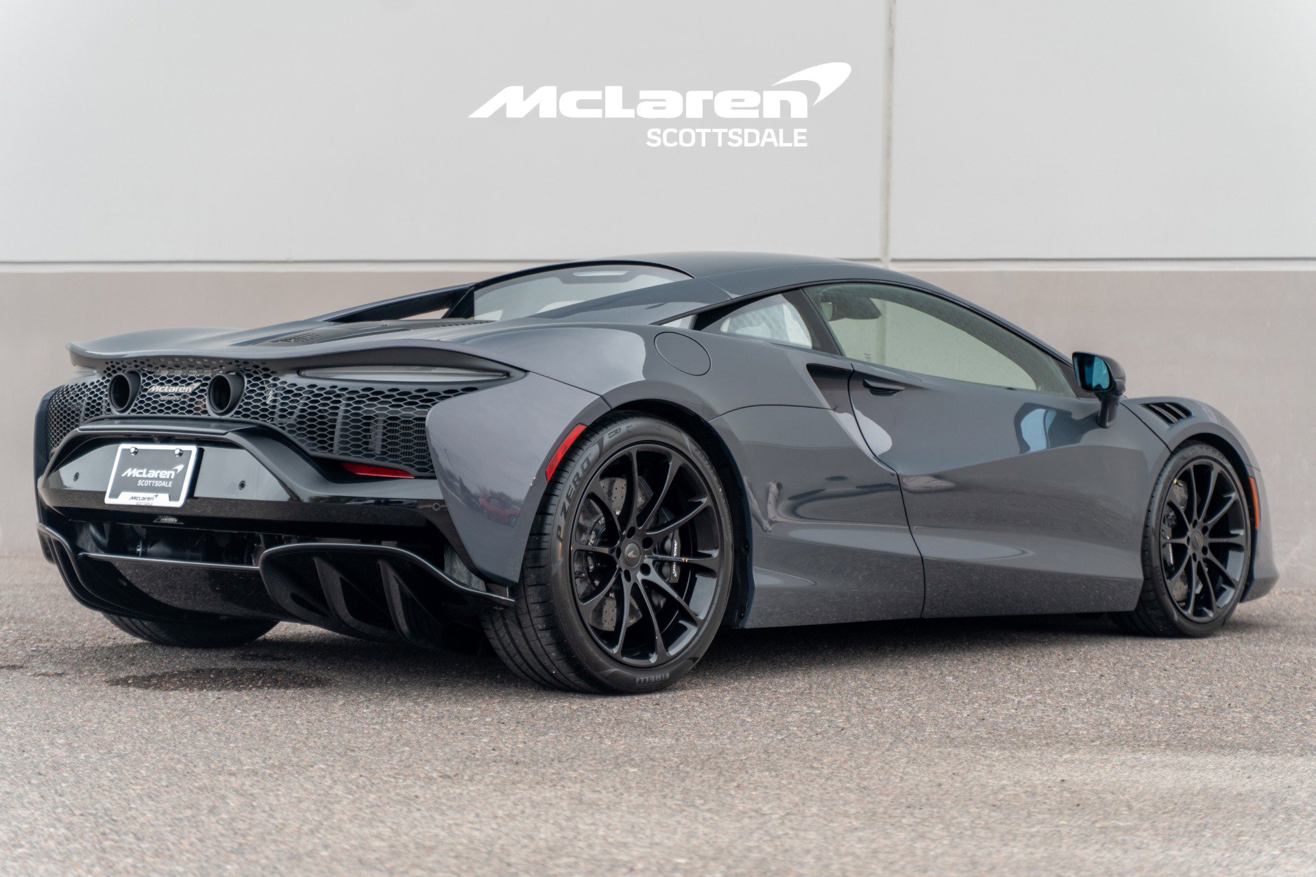 New 2026 McLaren Artura image 7