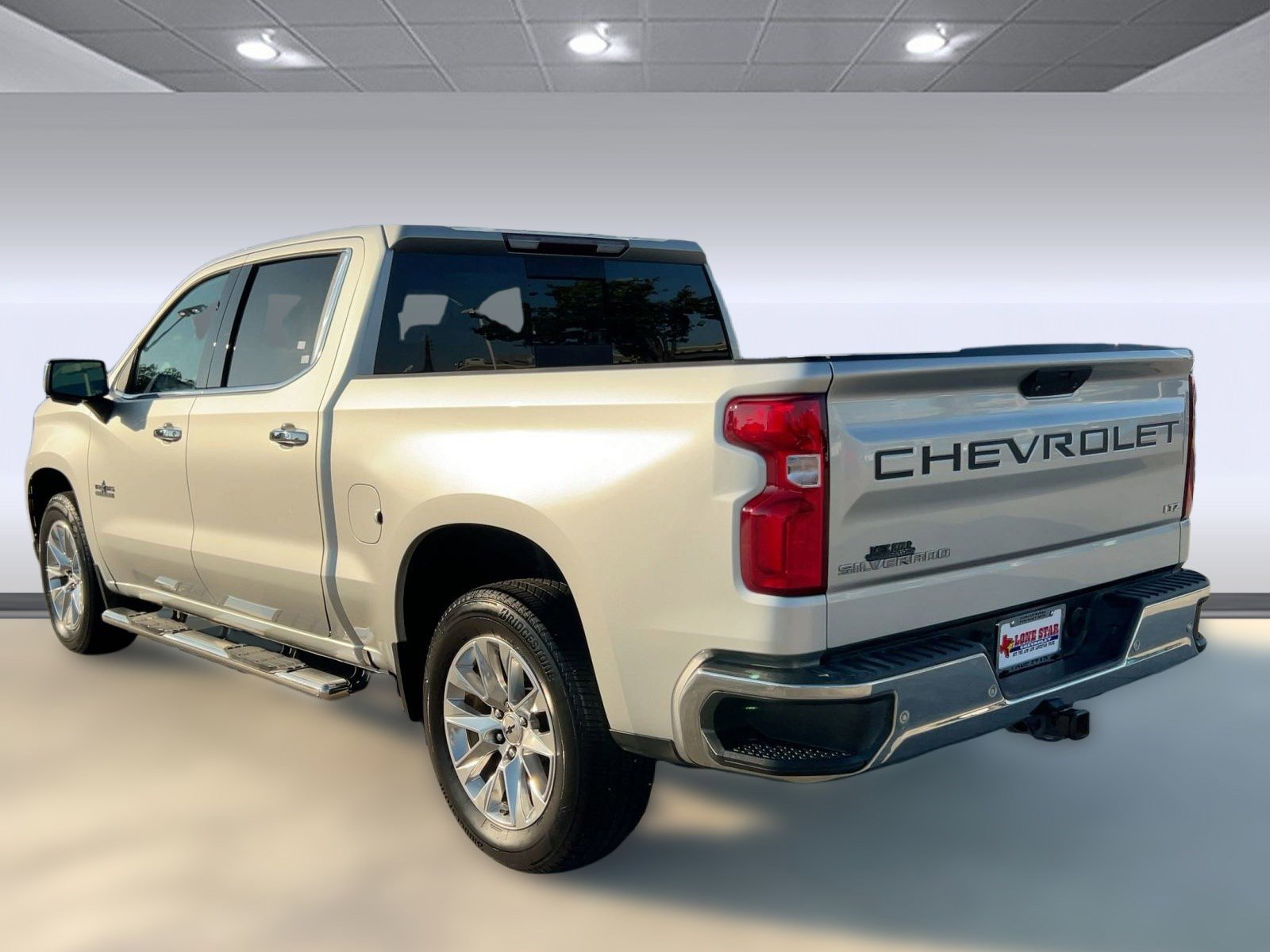 Used 2019 Chevrolet Silverado 1500 LTZ w/ LTZ Texas Edition image 3
