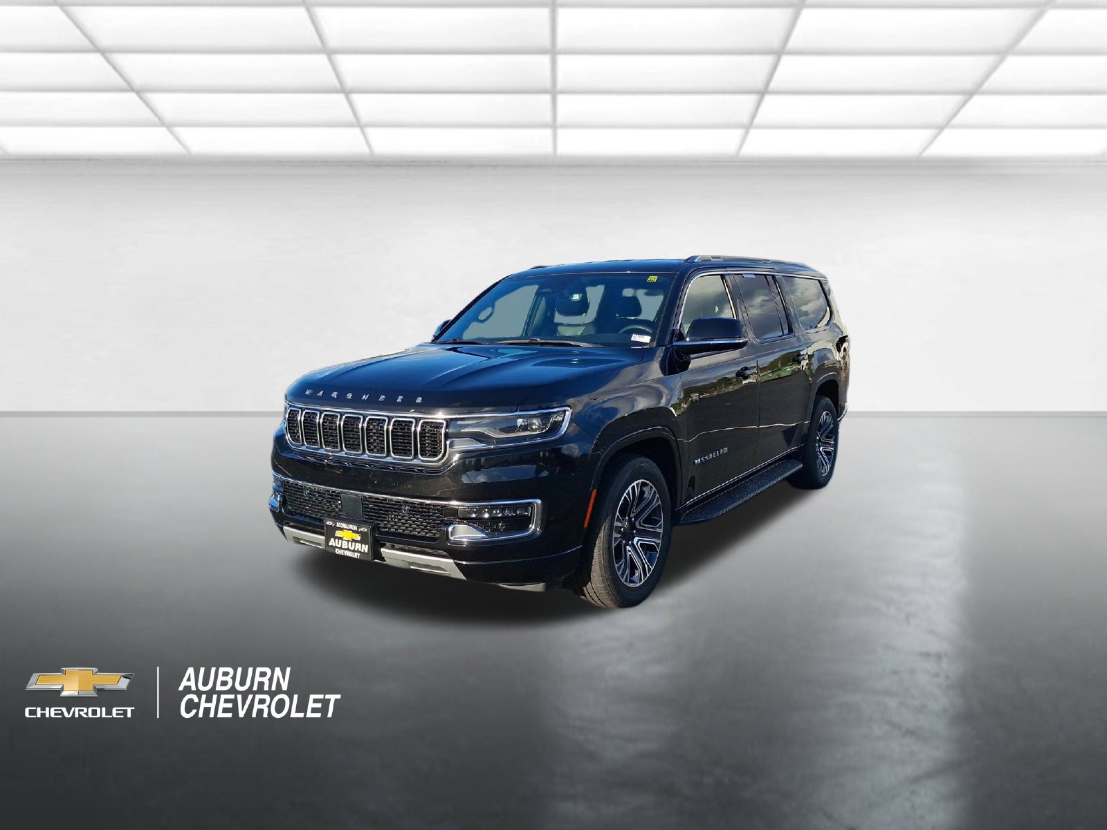 Used 2024 Jeep Wagoneer L Series II AWD/4WD image 7