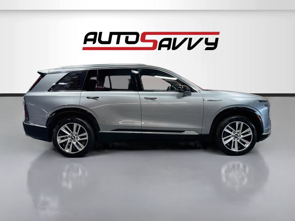 Used 2026 Cadillac Vistiq Luxury AWD/4WD image 8
