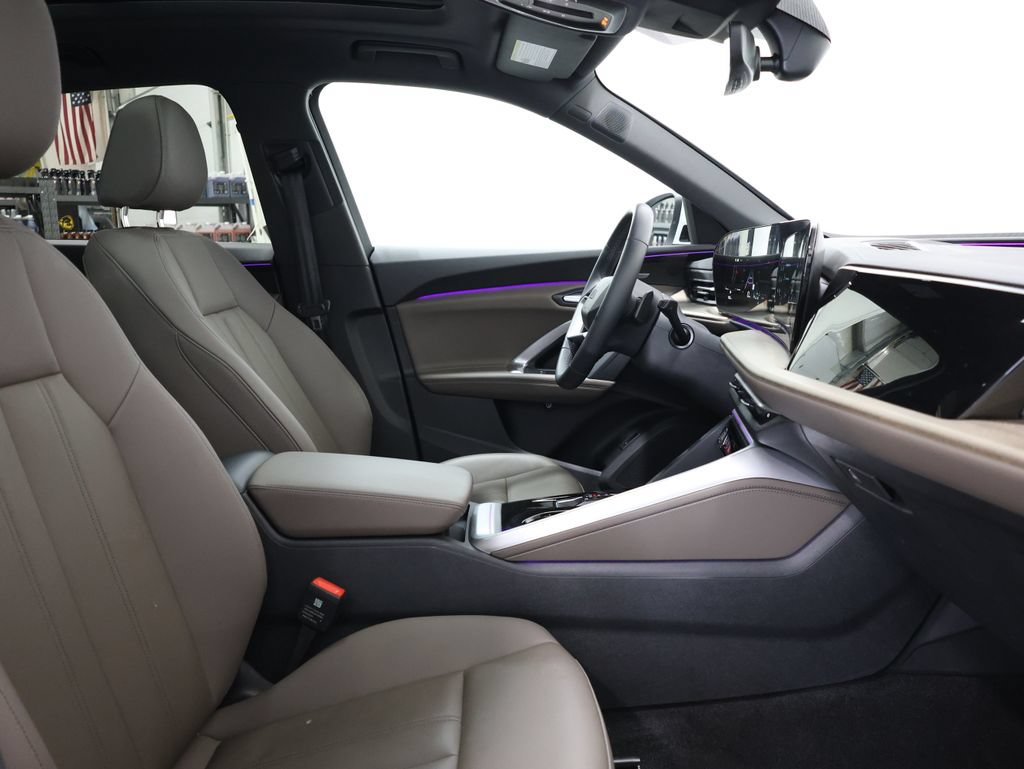 Certified 2025 Audi Q5 Premium w/ Premium Plus AWD/4WD image 21