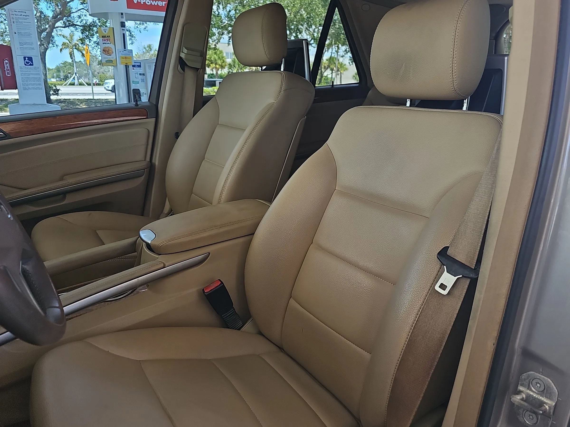 Used 2009 Mercedes-Benz ML 350 4MATIC image 30