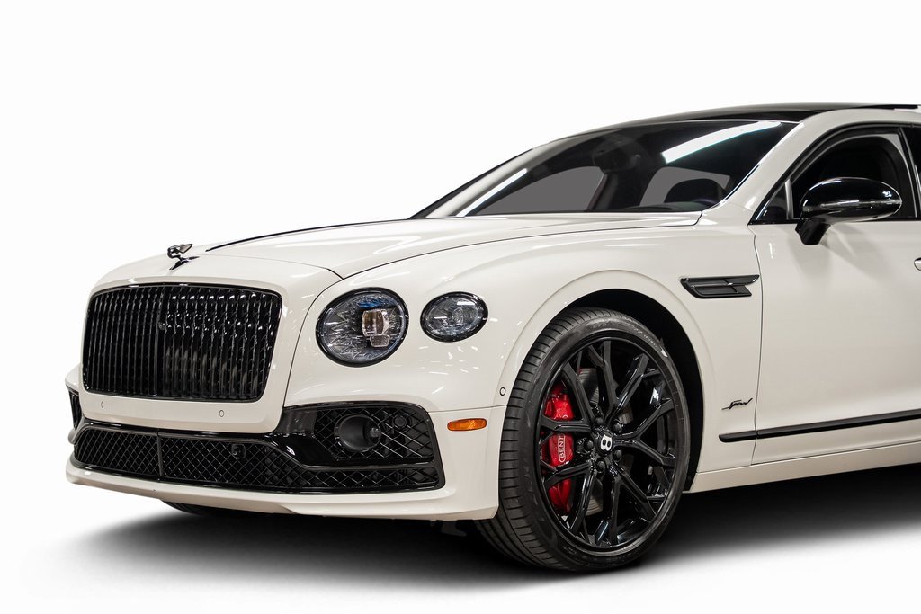 Used 2023 Bentley Flying Spur W12 image 8