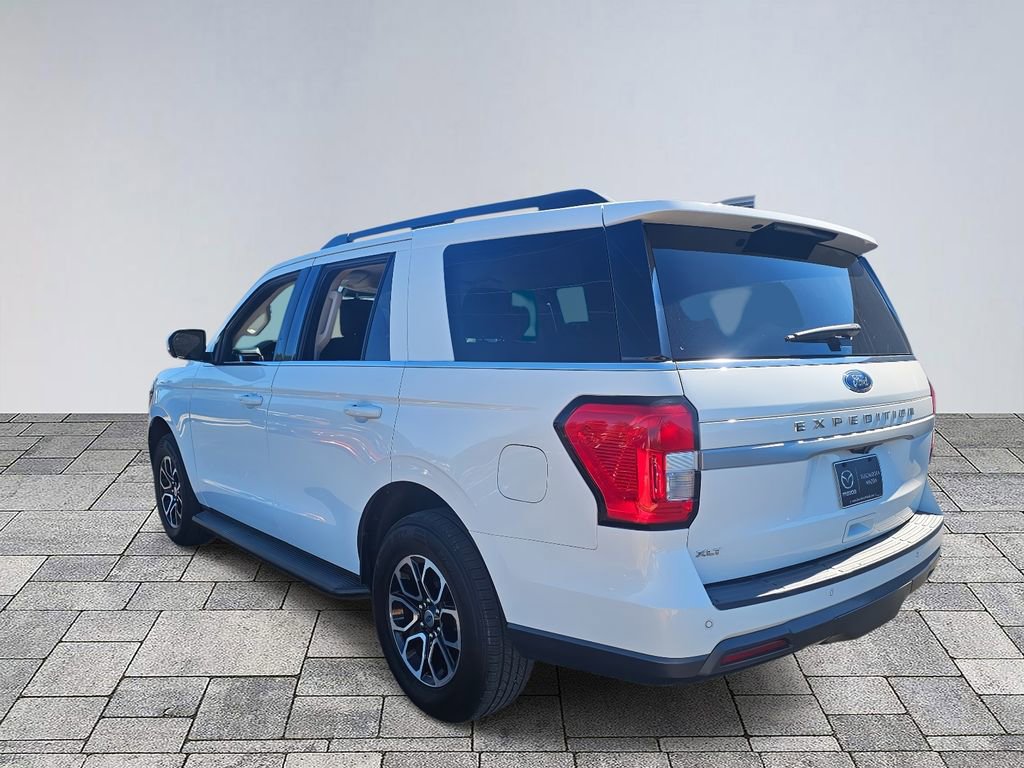 Used 2022 Ford Expedition XLT image 5