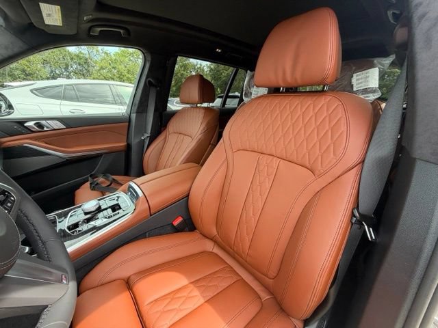 New 2027 BMW X7 xDrive40i w/ M Sport Package AWD/4WD image 18