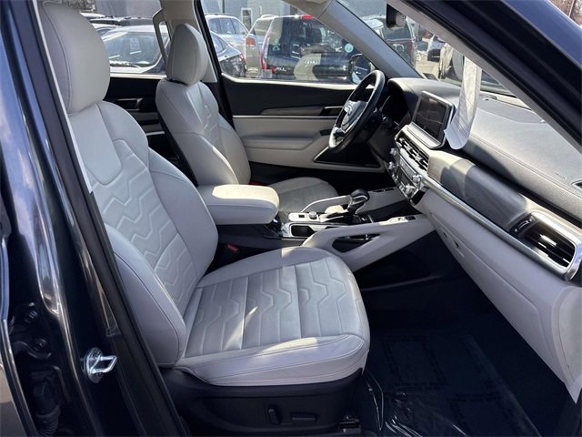 Used 2021 Kia Telluride SX w/ SX Prestige Package image 9