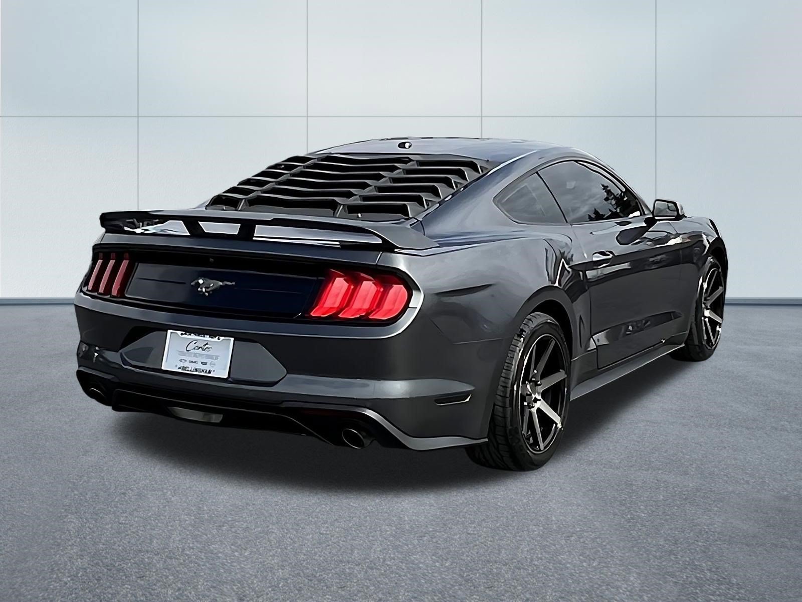 Used 2018 Ford Mustang Coupe w/ Equipment Group 101A RWD image 6