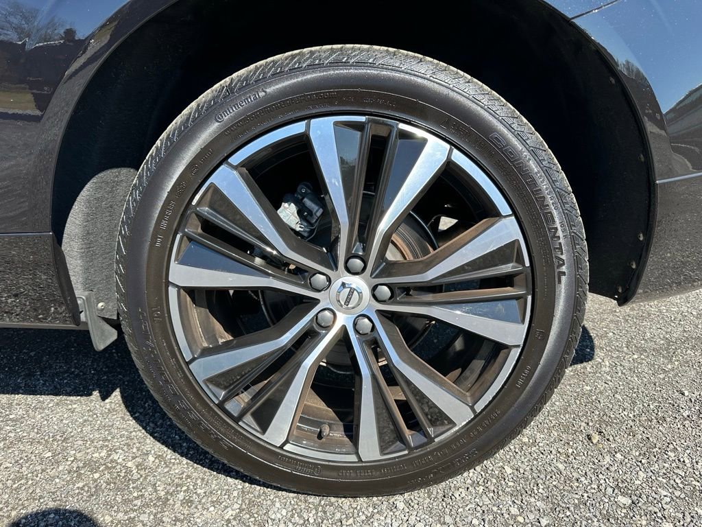 Used 2023 Volvo XC60 B5 Plus w/ Protection Package Premier image 13