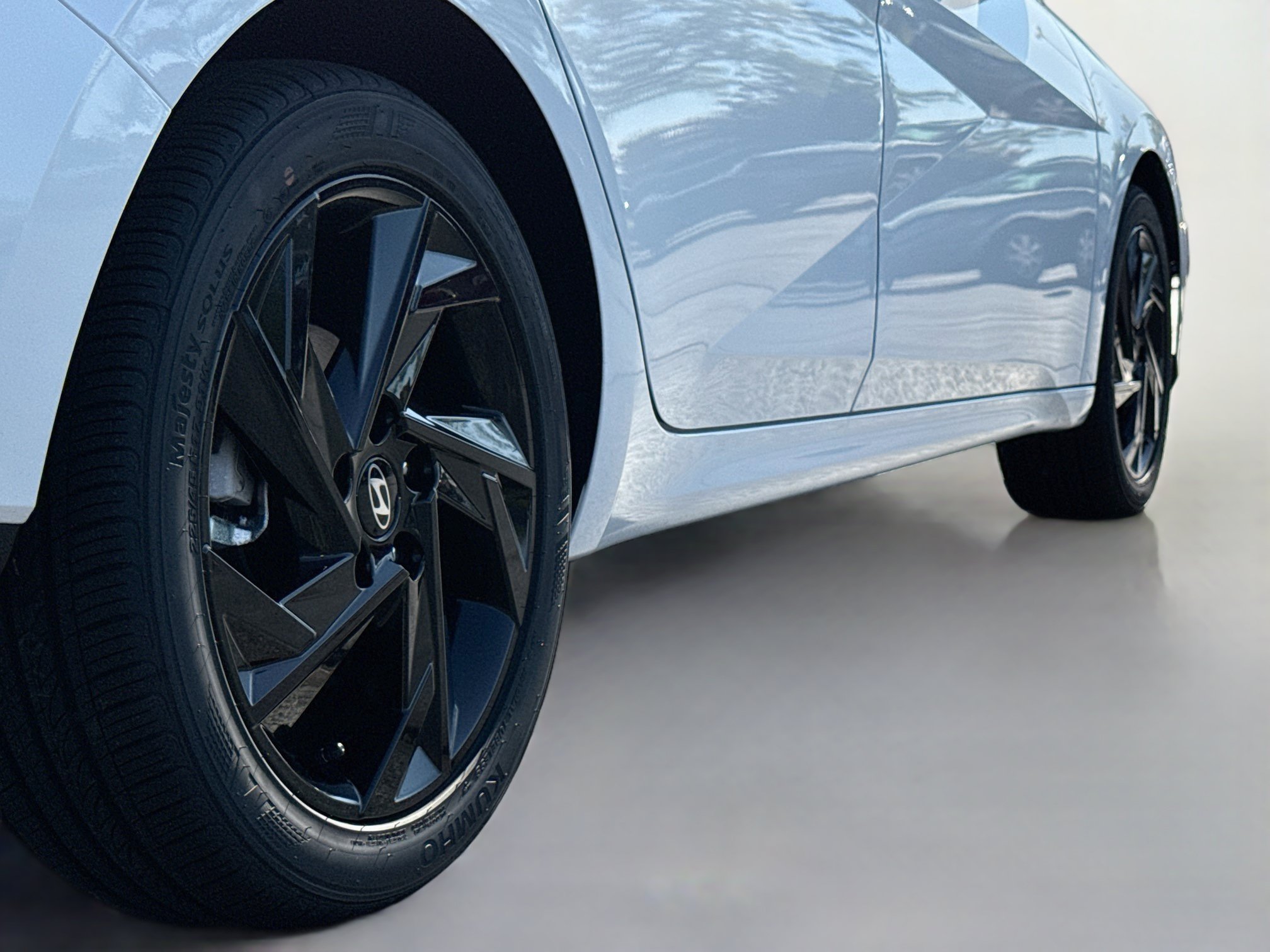 New 2026 Hyundai Elantra SEL Sport FWD image 14