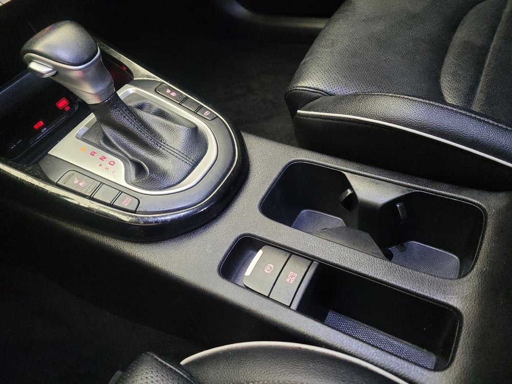 Used 2023 Kia Forte GT-Line w/ GT-Line Premium Package image 26