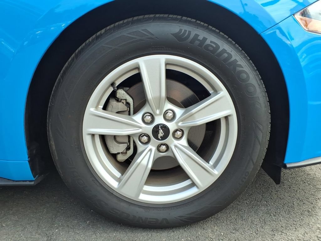 Used 2022 Ford Mustang Coupe RWD image 18