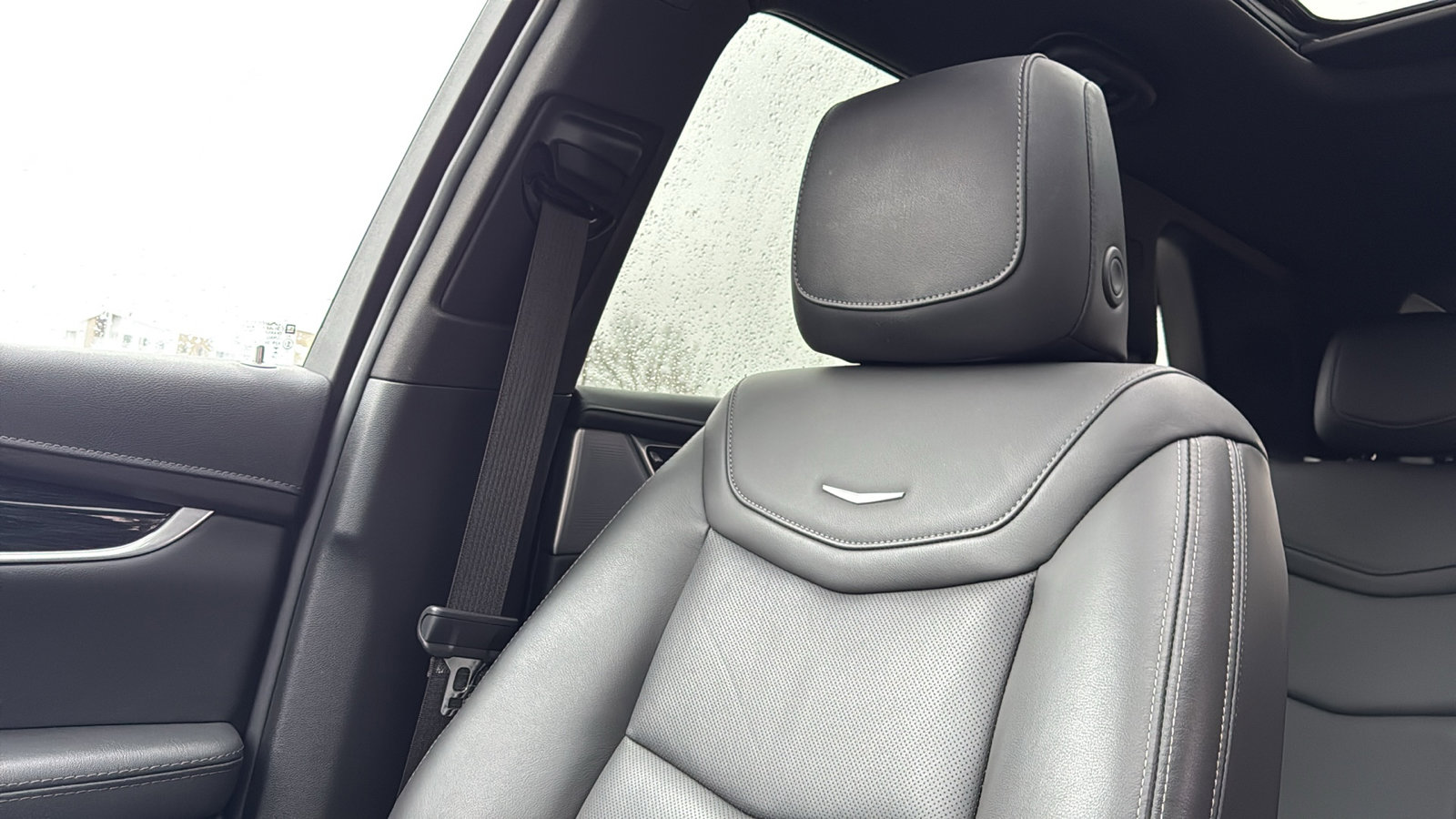 Certified 2025 Cadillac XT5 Premium Luxury image 23