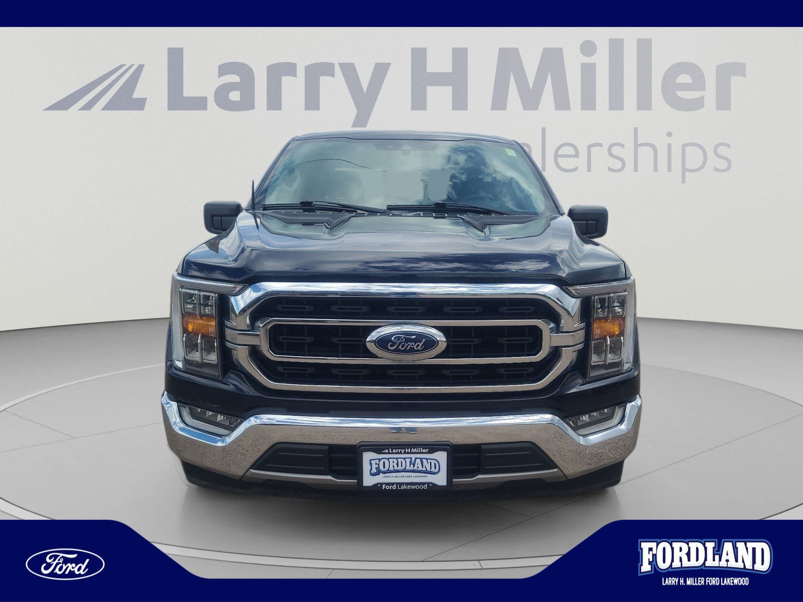 Used 2021 Ford F150 XLT w/ Equipment Group 302A High RWD image 8