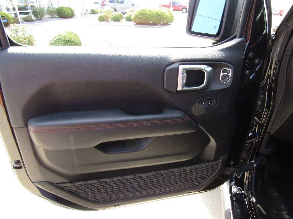 Used 2022 Jeep Gladiator Rubicon w/ Trailer Tow Package image 11