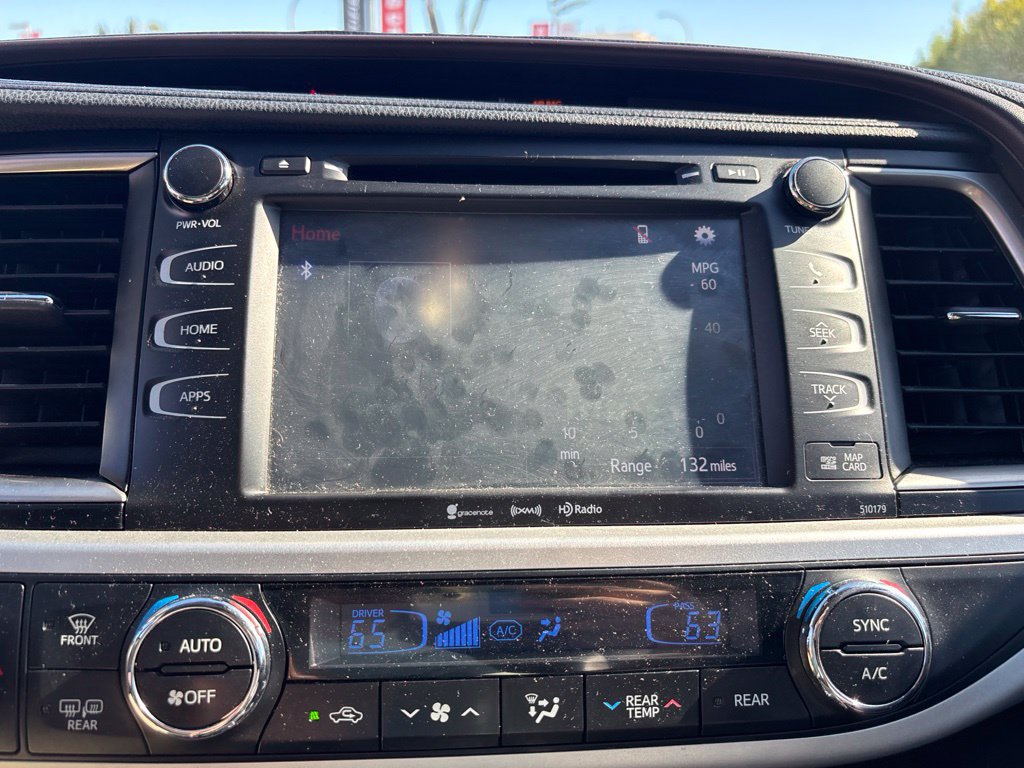 Used 2018 Toyota Highlander XLE FWD image 20