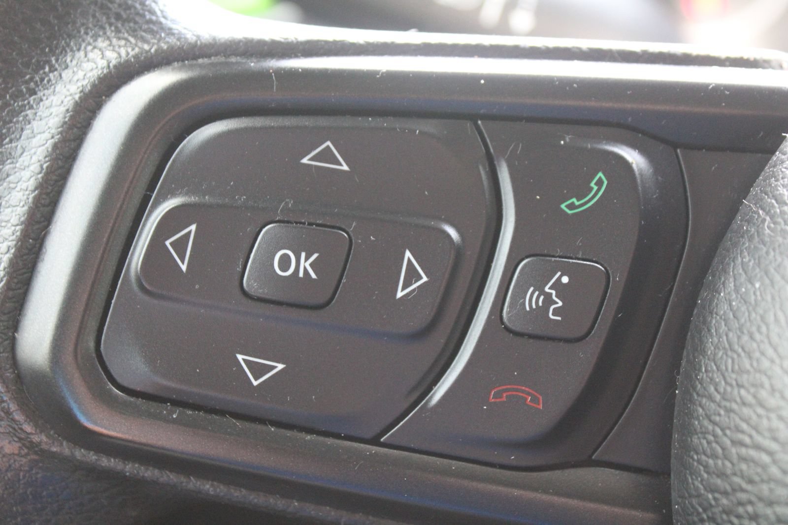 Used 2021 Jeep Wrangler Sport AWD/4WD image 22