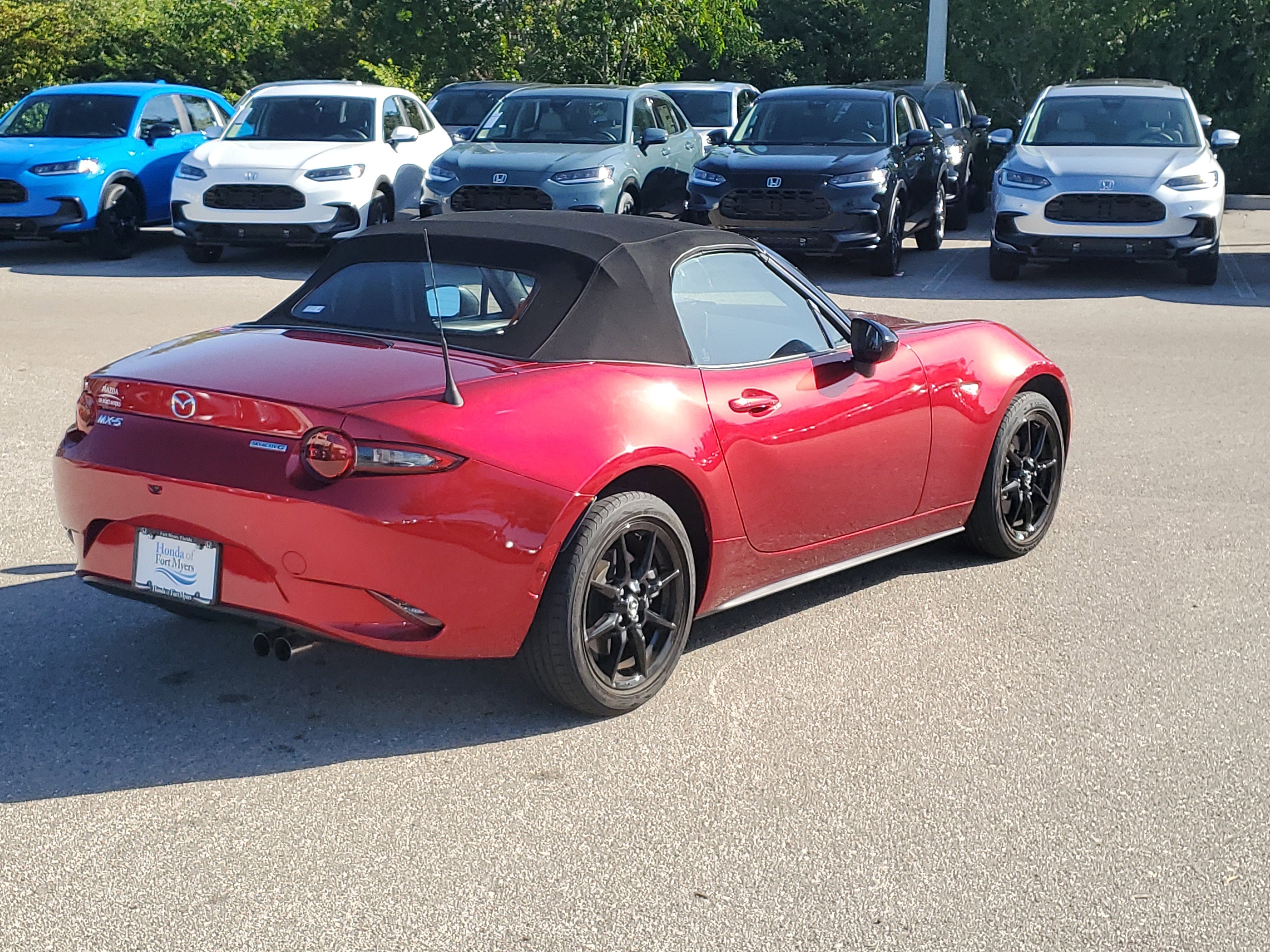 Used 2021 MAZDA MX-5 Miata Sport image 4