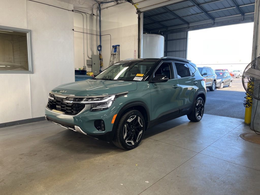 Used 2025 Kia Seltos SX image 1
