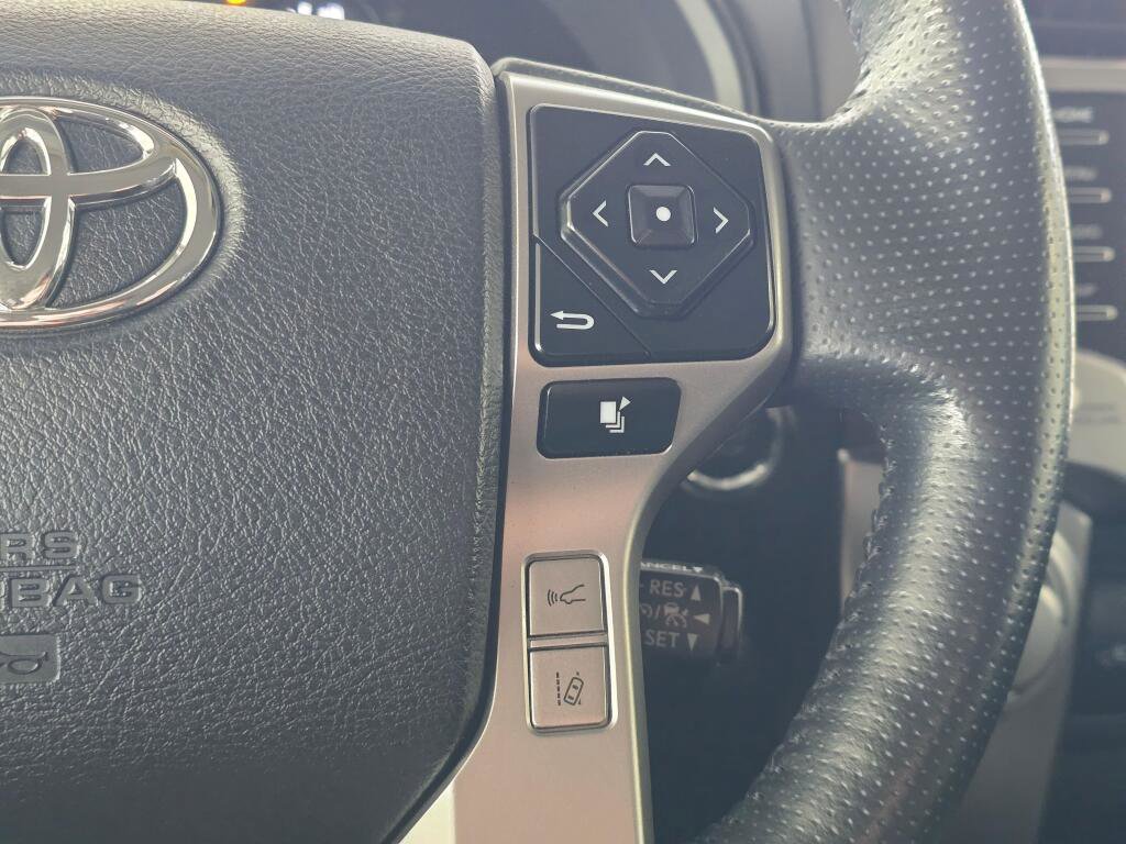 Used 2024 Toyota 4Runner SR5 Premium AWD/4WD image 27