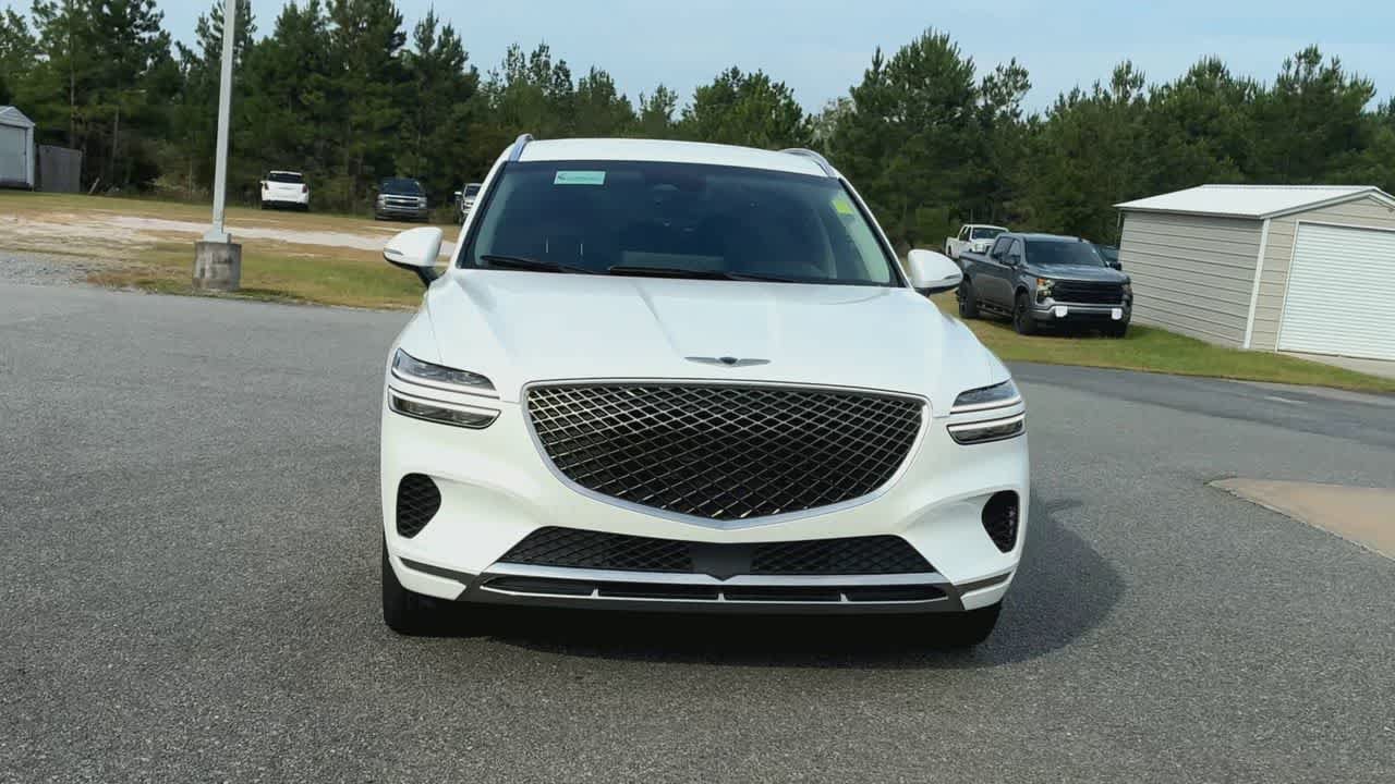 Used 2025 Genesis GV70 2.5T AWD/4WD image 3
