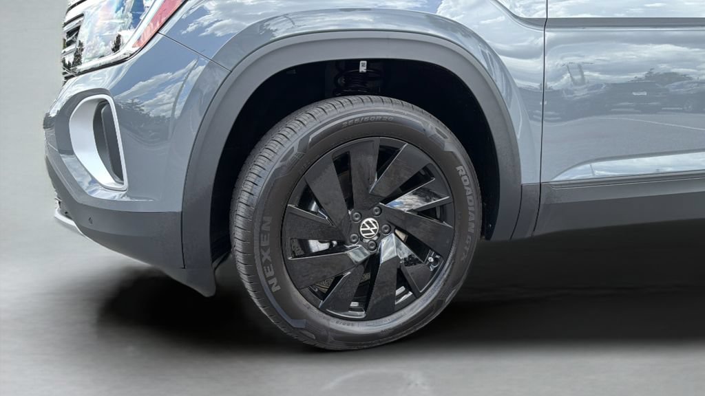 New 2026 Volkswagen Atlas SE FWD image 36
