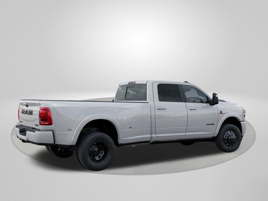 New 2025 RAM 3500 Limited image 4