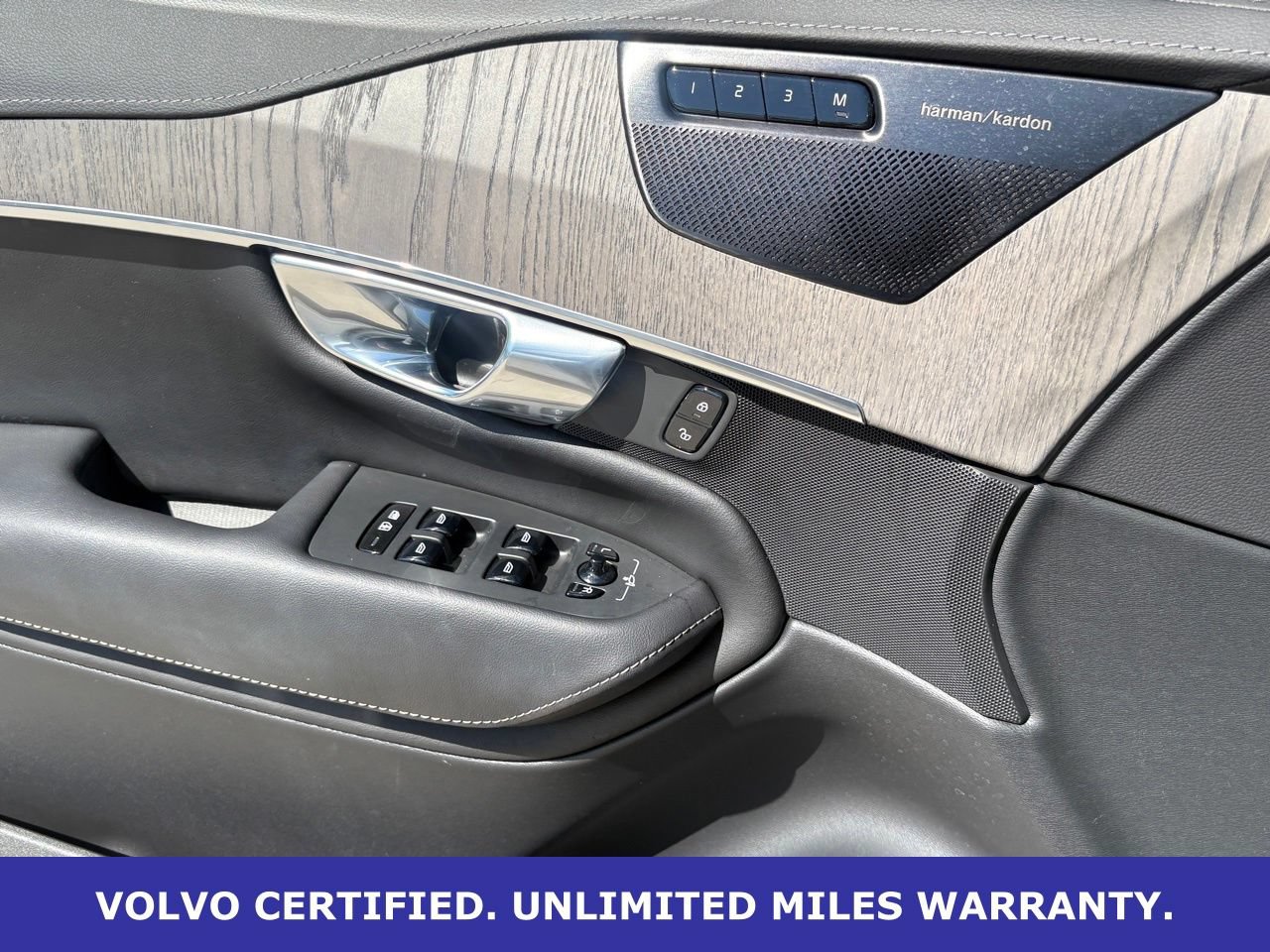 Certified 2023 Volvo XC90 T8 Ultimate w/ Protection Package Premier AWD/4WD image 25