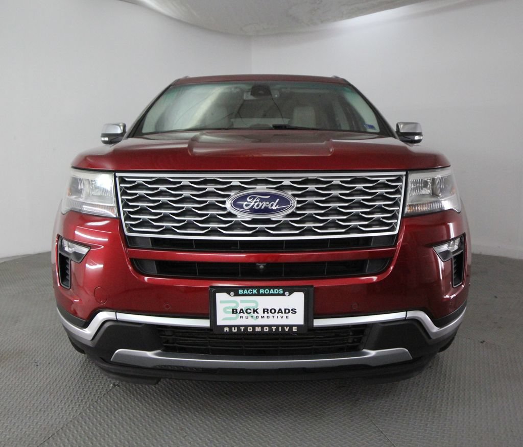 Used 2018 Ford Explorer Platinum AWD/4WD image 2