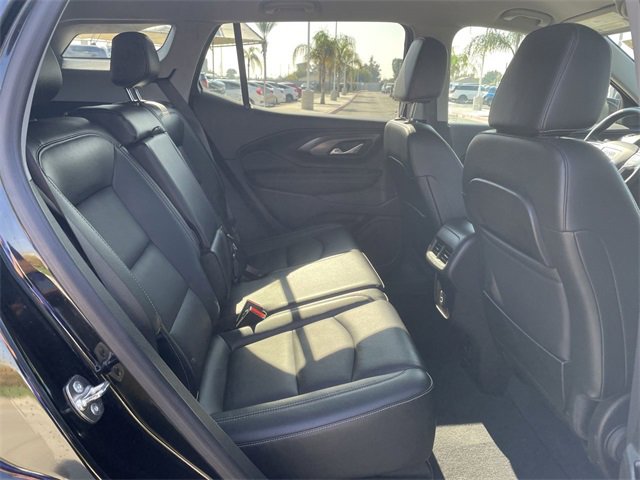 Used 2024 GMC Terrain SLT image 26