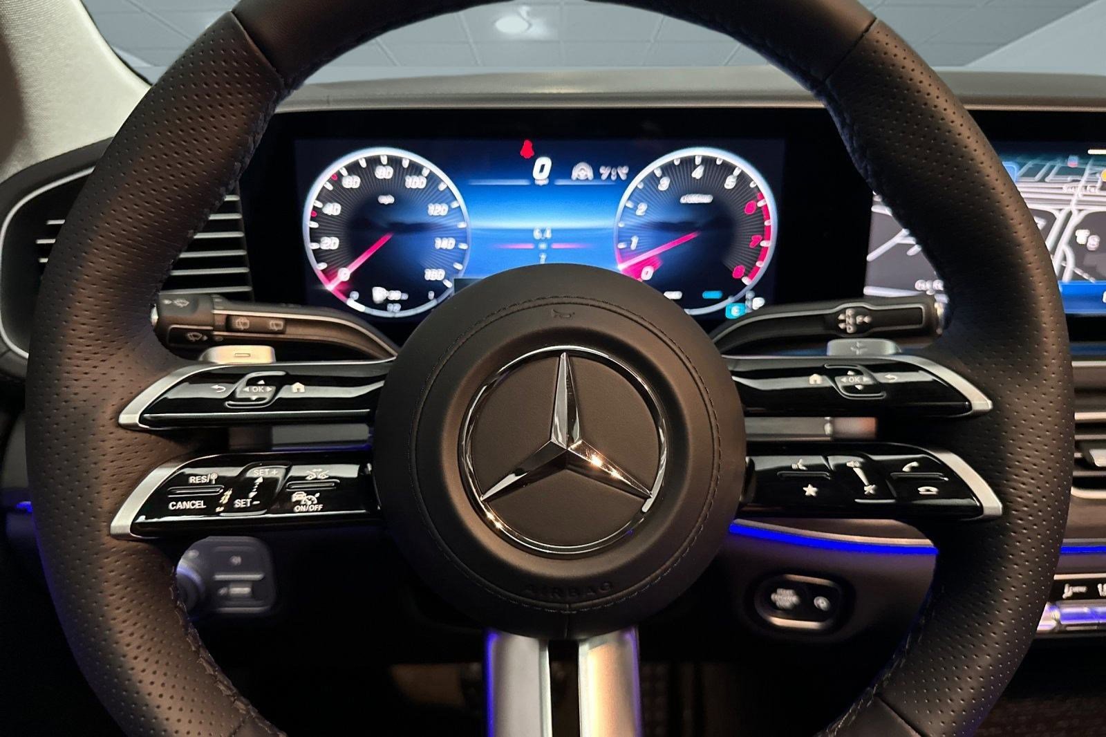 Used 2026 Mercedes-Benz GLS 450 4MATIC image 15