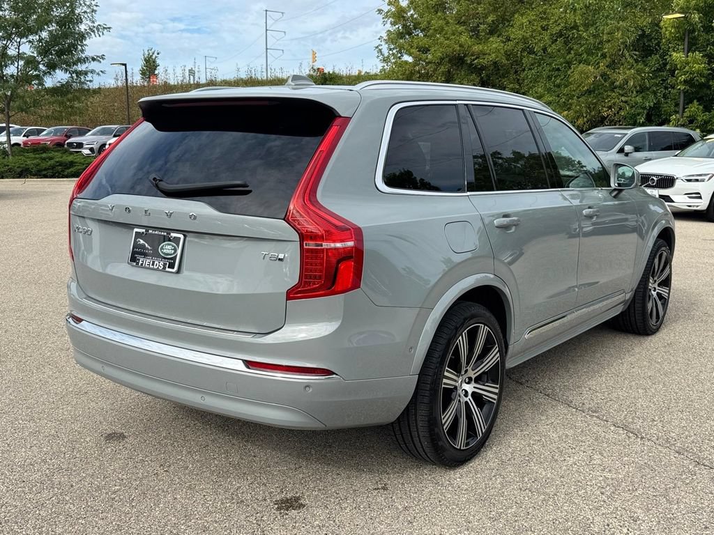 Certified 2025 Volvo XC90 T8 Plus w/ Protection Package AWD/4WD image 4