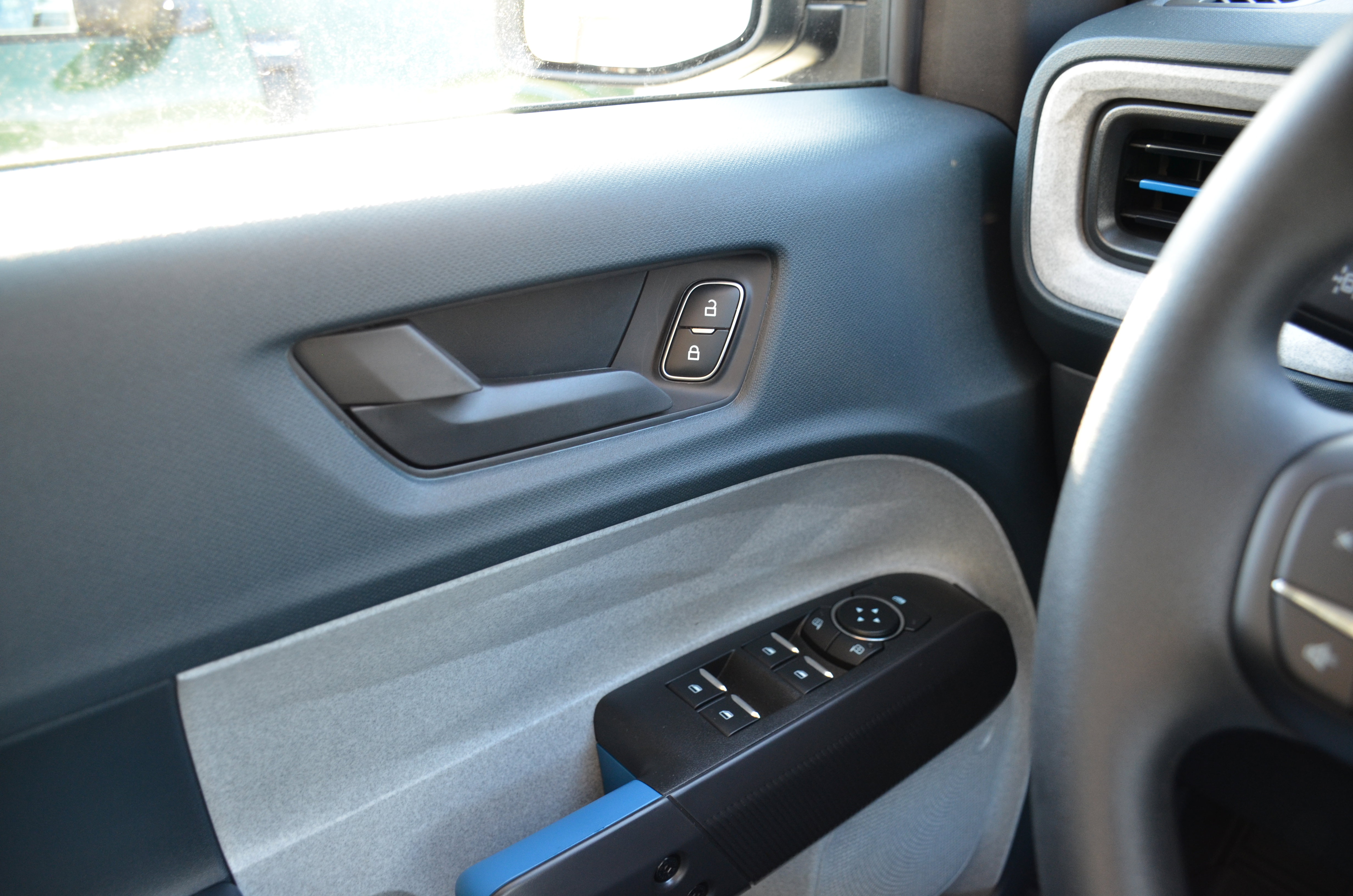 New 2025 Ford Maverick XLT w/ Equipment Group 301A image 10