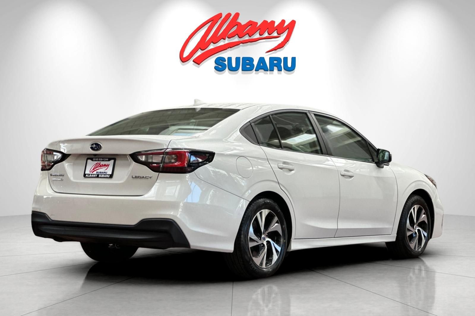 Used 2025 Subaru Legacy Premium AWD/4WD image 4